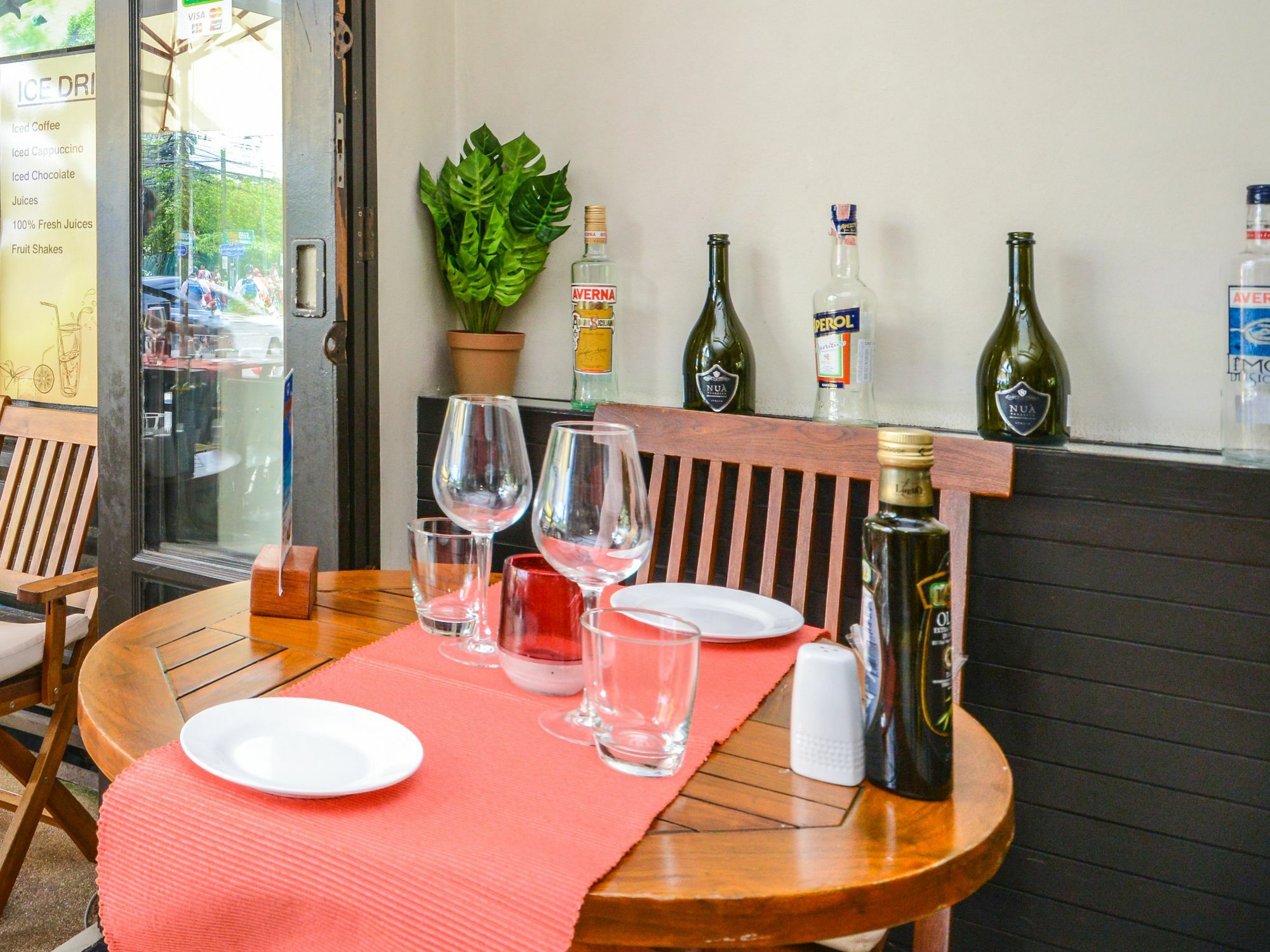 Enjoy'S Beach House & Cafe' Ban Karon Εξωτερικό φωτογραφία