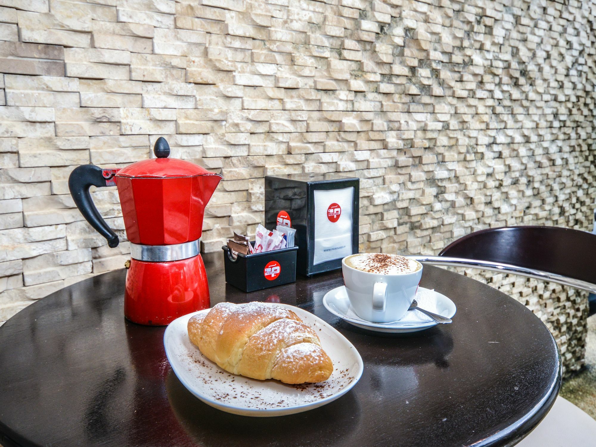 Enjoy'S Beach House & Cafe' Ban Karon Εξωτερικό φωτογραφία