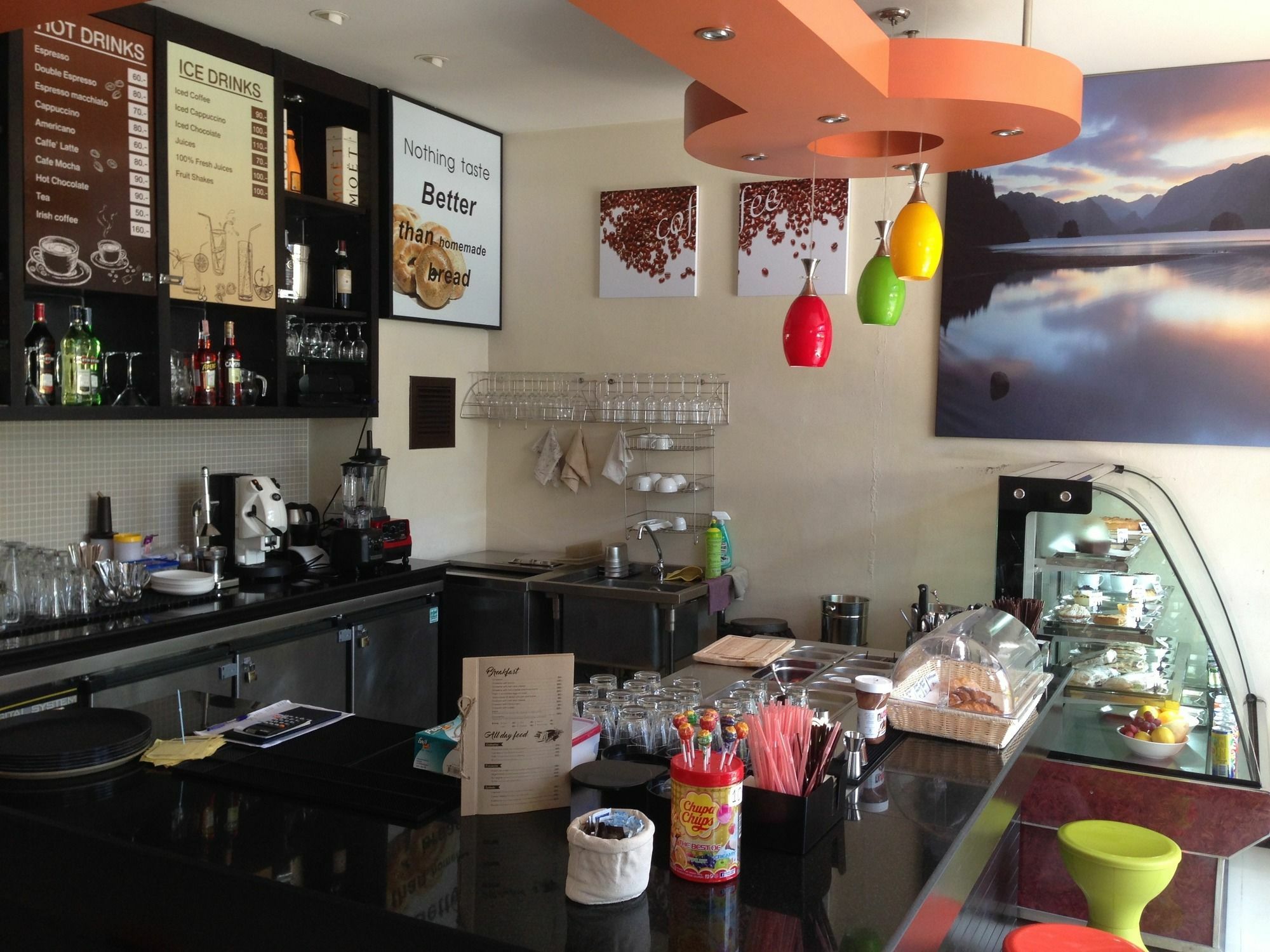 Enjoy'S Beach House & Cafe' Ban Karon Εξωτερικό φωτογραφία
